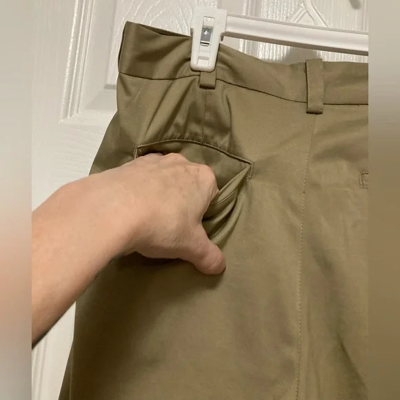 Nike Golf Tour Performance Men's Dry Fit Tan Shorts - Picture 7 of 9